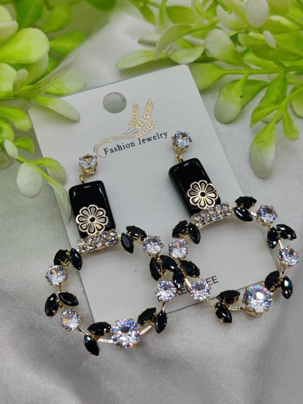 Elegant Floral Hoop Earrings – Imported Luxury Look