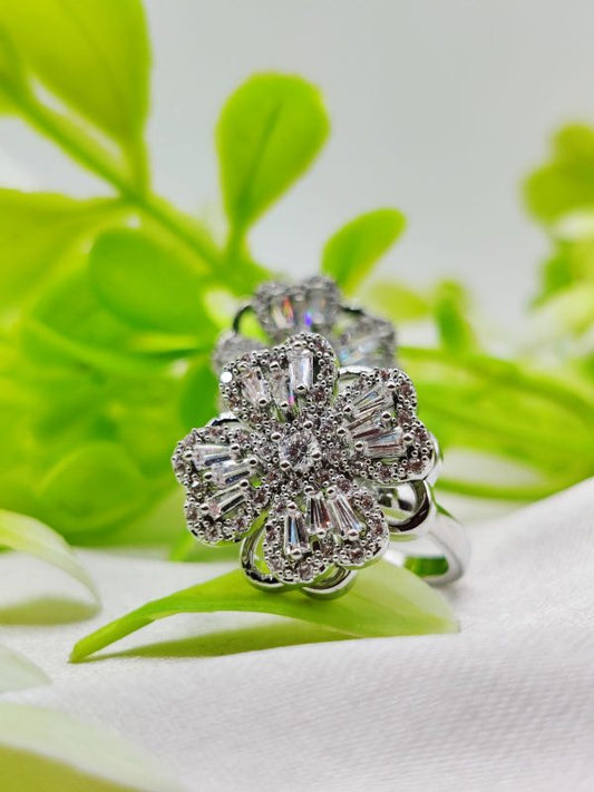 1 Piece Imported Blossoming Elegance Moveable Ring – Gold & Silver Color Options 🌟 | Luxurious Design Ring | Adjustable Ring | Ring For Girls & Women ✨
