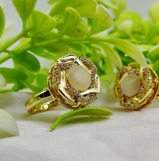 1 Piece Imported Elegant Dual-tone Floral Gemstone Rings – Timeless Design 🌟 | Luxurious Design Ring | Adjustable Ring | Ring For Girls & Women ✨