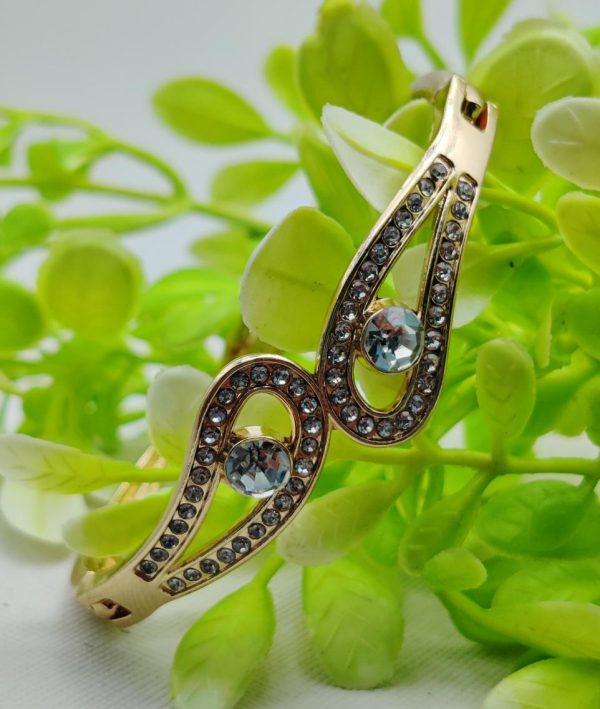 Elegant Infinity Charm Bracelet – Adjustable & Stylish