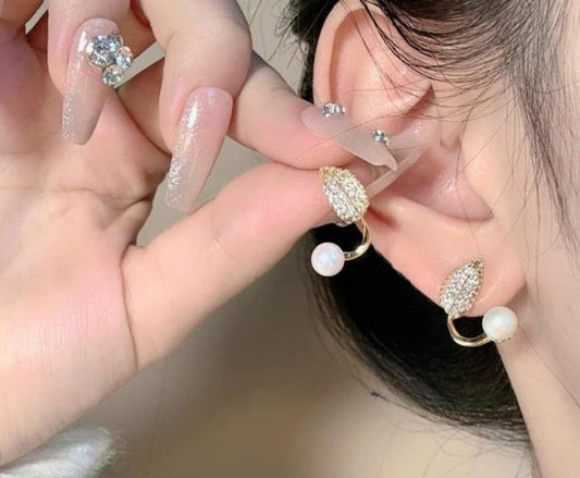 Leaf Pearl Earring