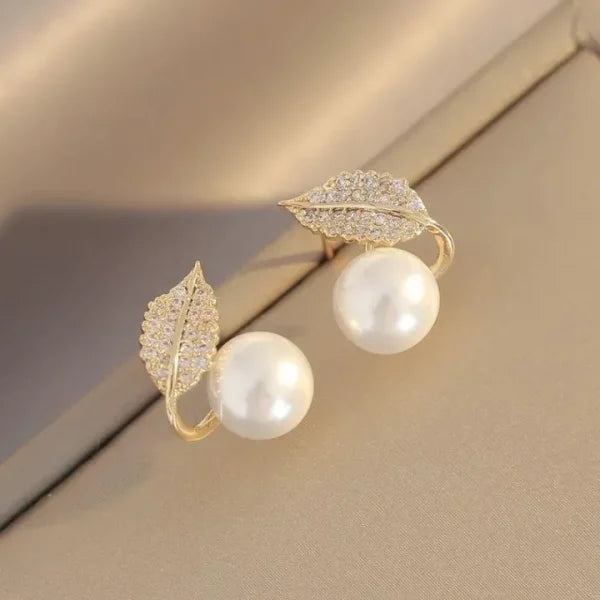 Leaf Pearl Earring