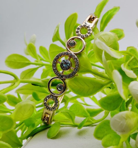 Imported Circle Crystal Bracelet – Stylish & Graceful