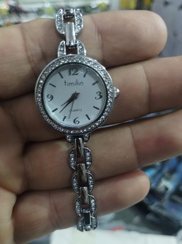 Women’s Silver Analog Watch – Silver Stainless Steel Ladies Watch | Premium Quality Fashion Timepiece